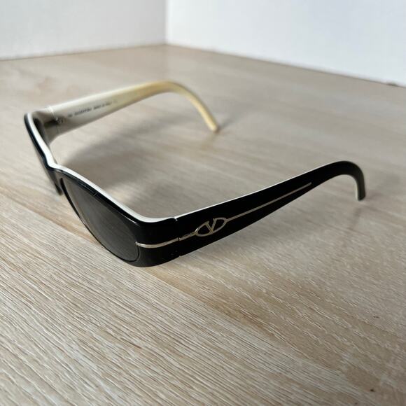 Valentino V3001/S 0Q2J Sunglasses Black White FRAMES ONLY 130 Italy main image 6